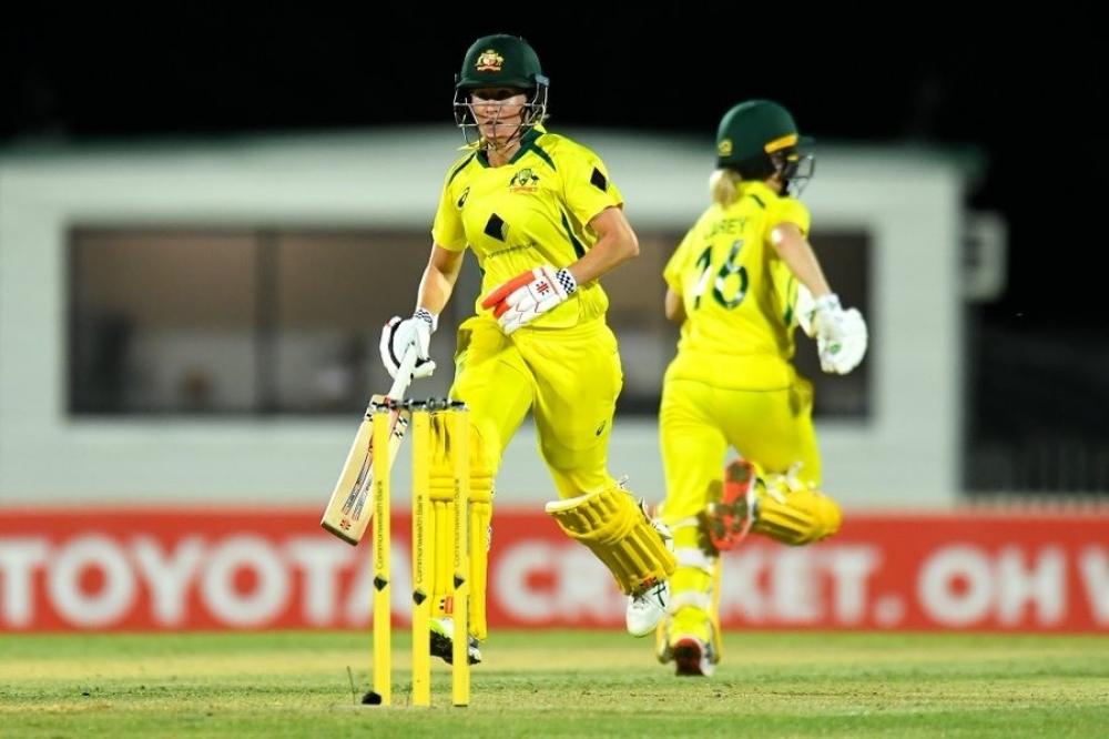 The Weekend Leader - Australia beat India by 5 wickets in last-ball thriller